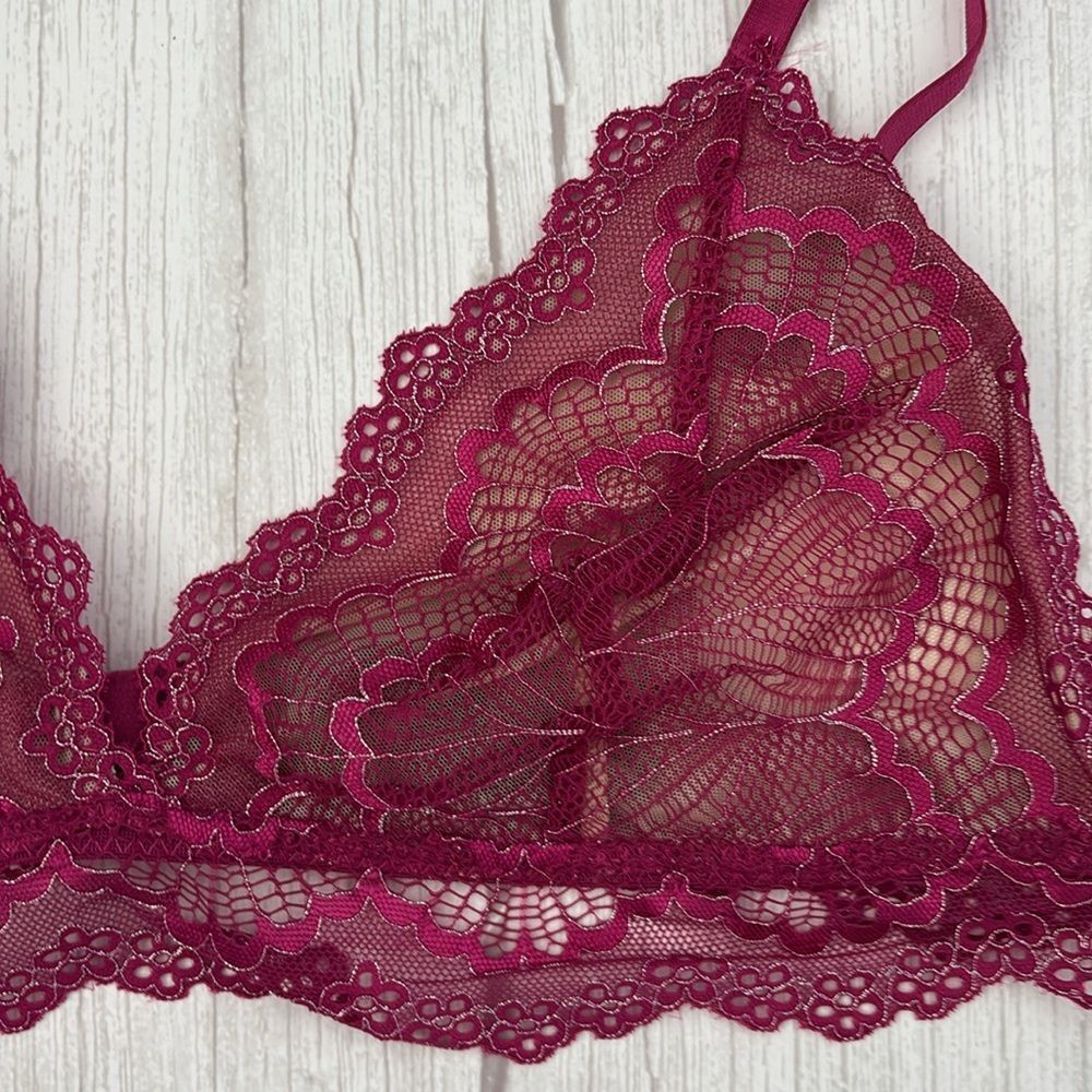 Frederick’s of Hollywood Purple Caroline Metallic Lace Bralette - Picture 3 of 6